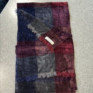 RARE FRITELLI AND LOCKWOOD CHENILLE Red Navy and Gray Scarf